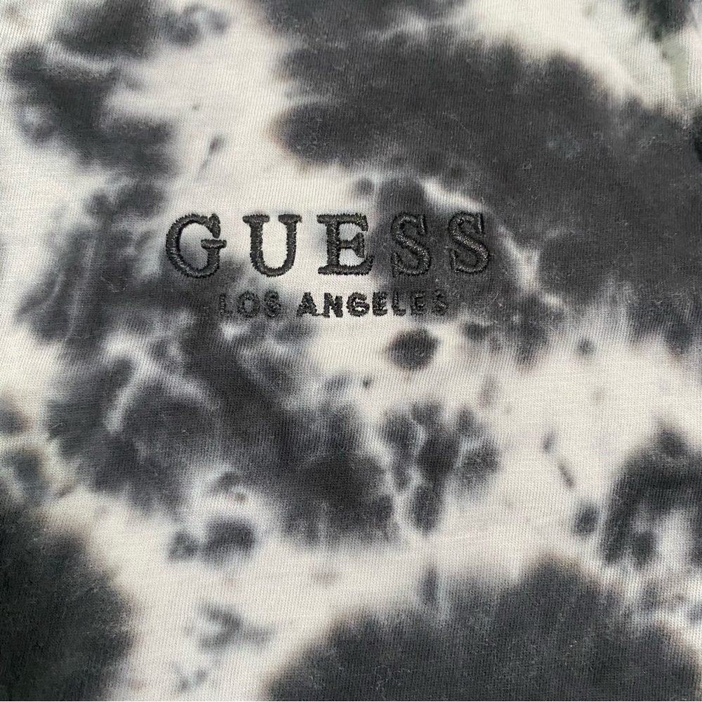 Guess cotton tie dye long sleeve top 3/$25 - Picture 3 of 7